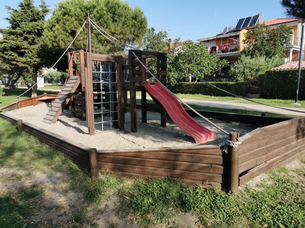 Novigrad Istria Aria Deluxe Superior 5 Star Apartment, Your Piece Of Heaven By The Sea & Park, With Sea & Park View מראה חיצוני תמונה