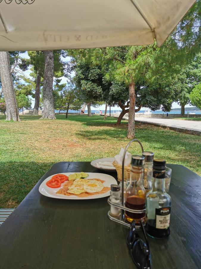 Novigrad Istria Aria Deluxe Superior 5 Star Apartment, Your Piece Of Heaven By The Sea & Park, With Sea & Park View מראה חיצוני תמונה