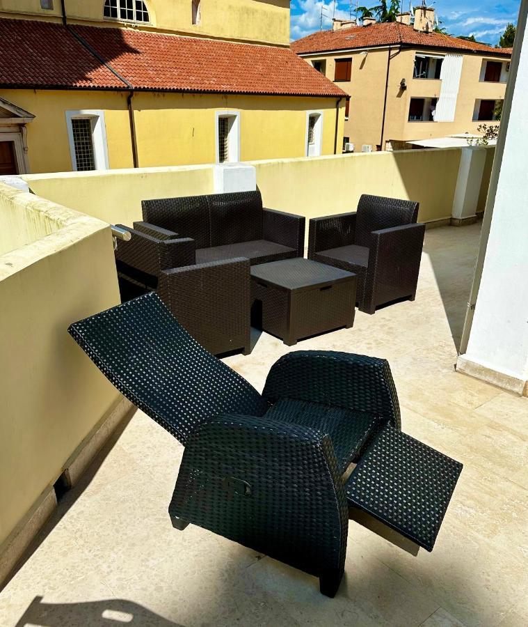 Novigrad Istria Aria Deluxe Superior 5 Star Apartment, Your Piece Of Heaven By The Sea & Park, With Sea & Park View מראה חיצוני תמונה