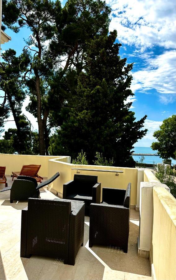 Novigrad Istria Aria Deluxe Superior 5 Star Apartment, Your Piece Of Heaven By The Sea & Park, With Sea & Park View מראה חיצוני תמונה